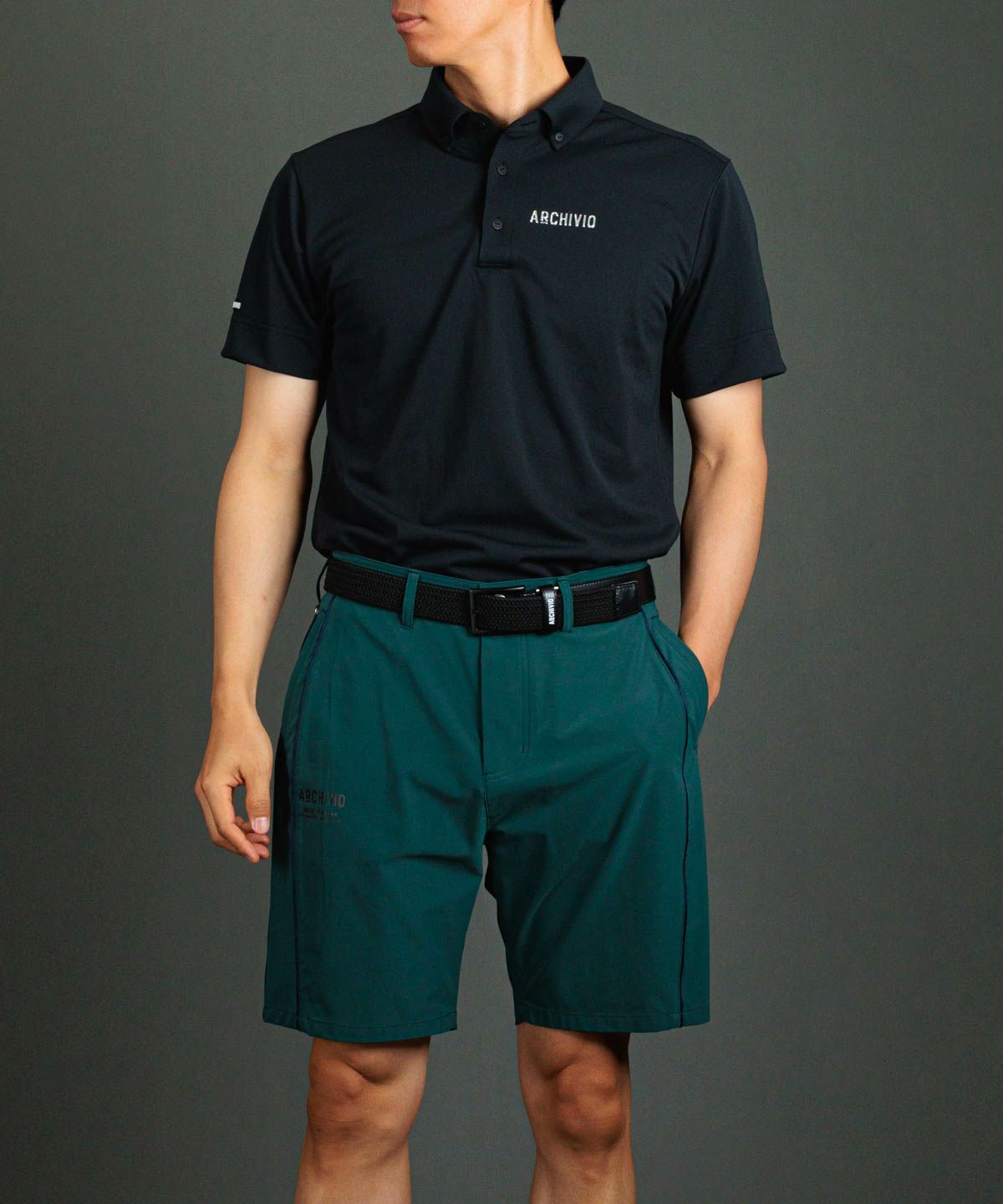 モデル着用画像（ブラック）