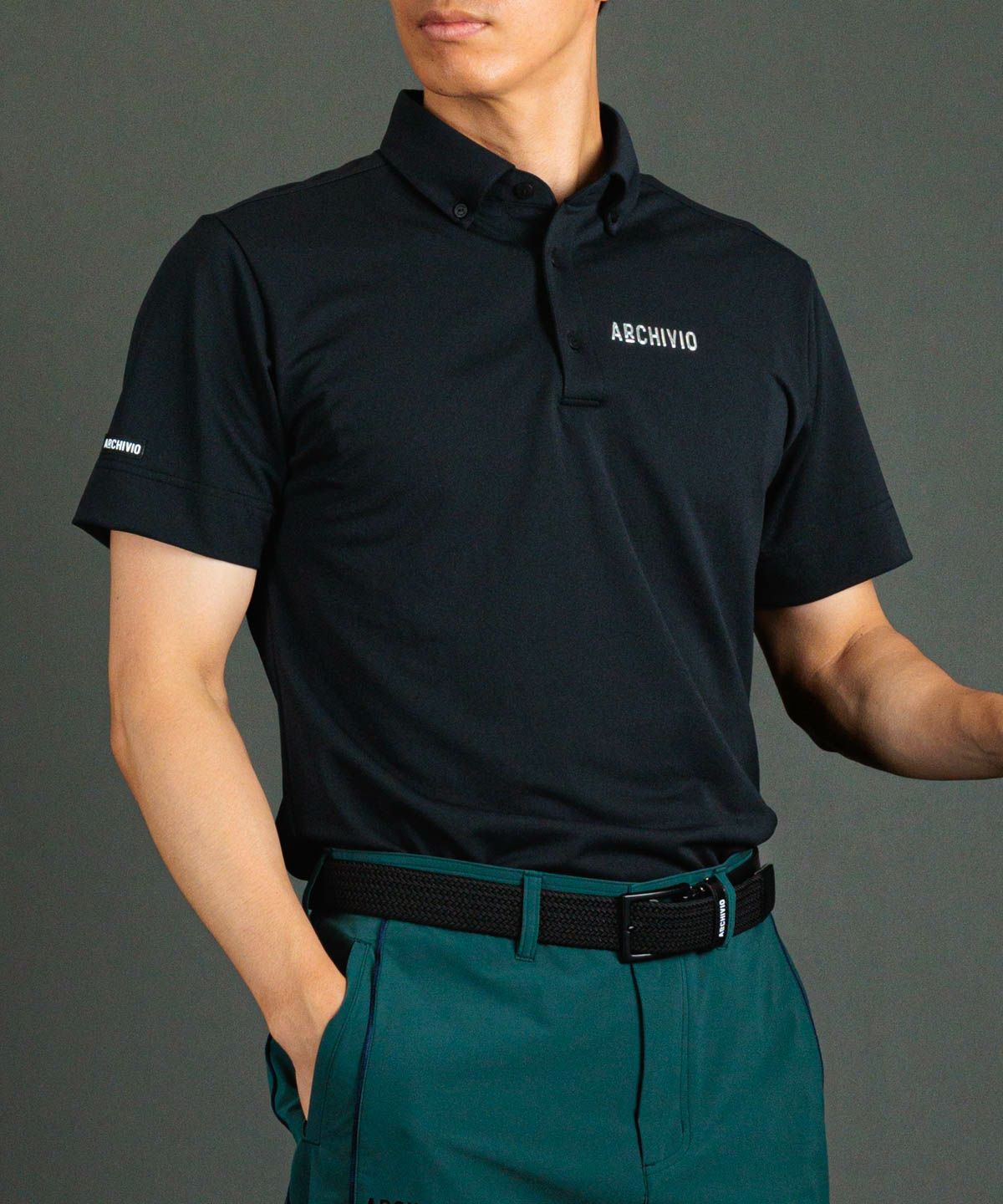 モデル着用画像（ブラック）