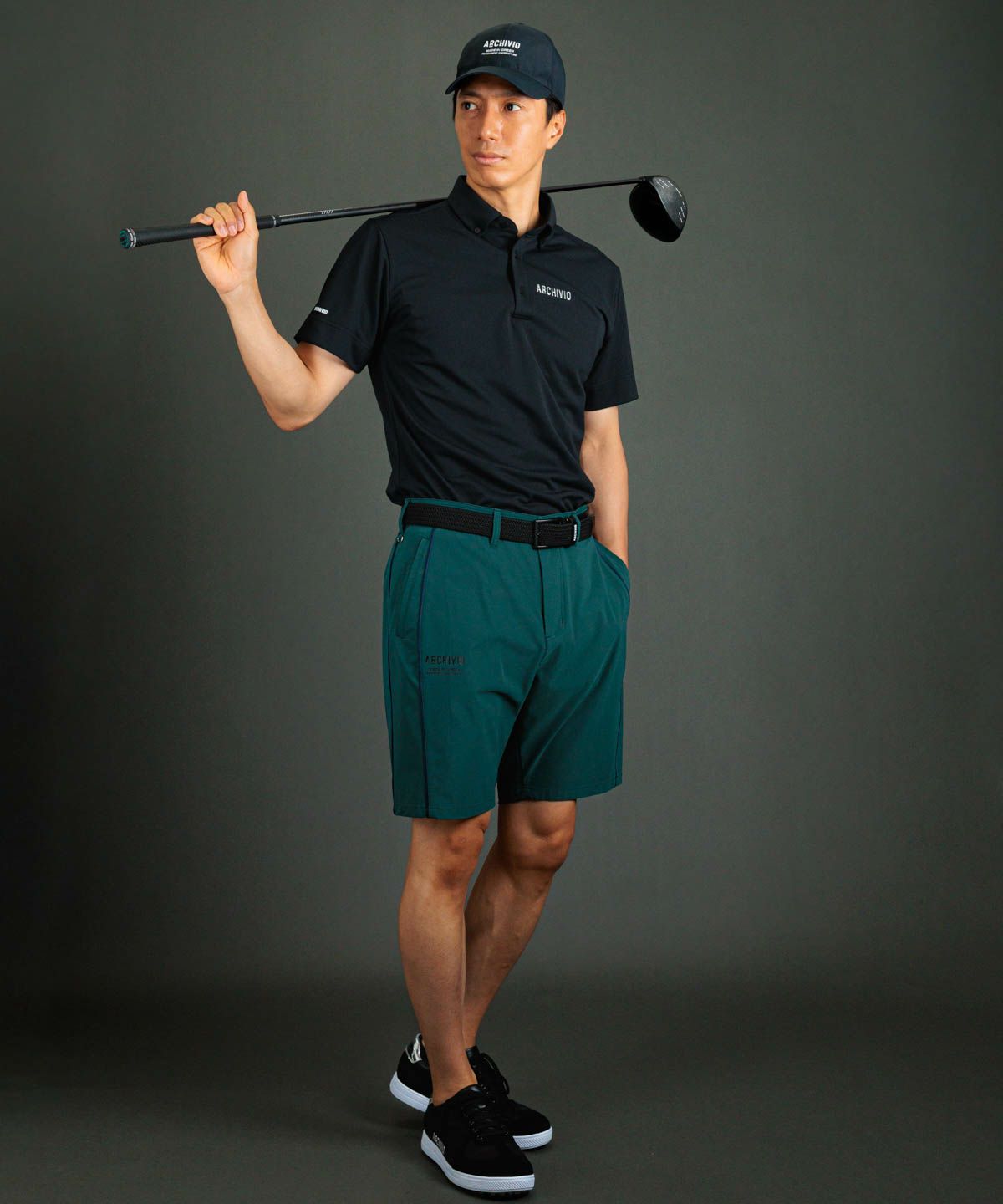 モデル着用画像（ブラック）