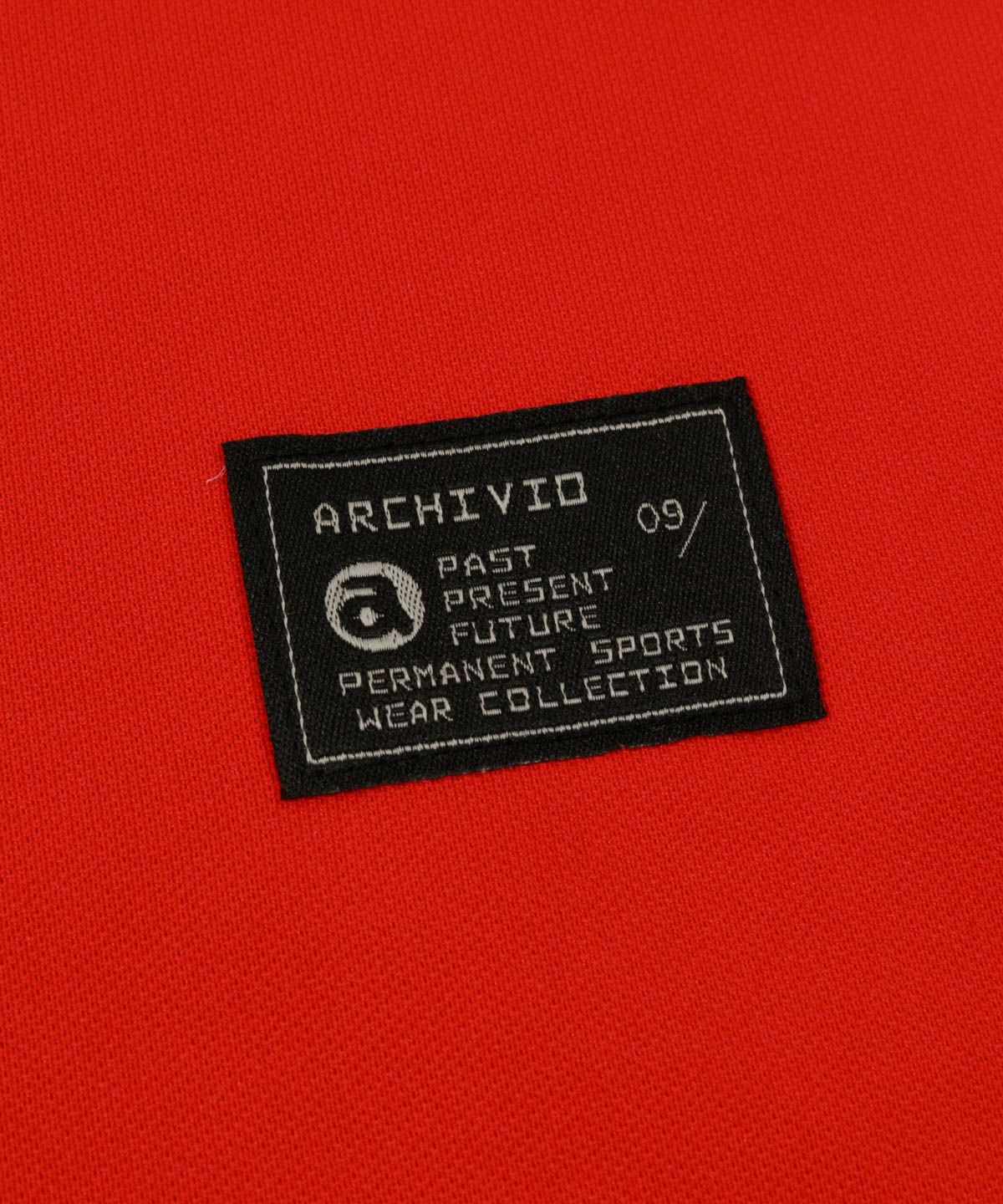 ロゴタグ部分（レッド）