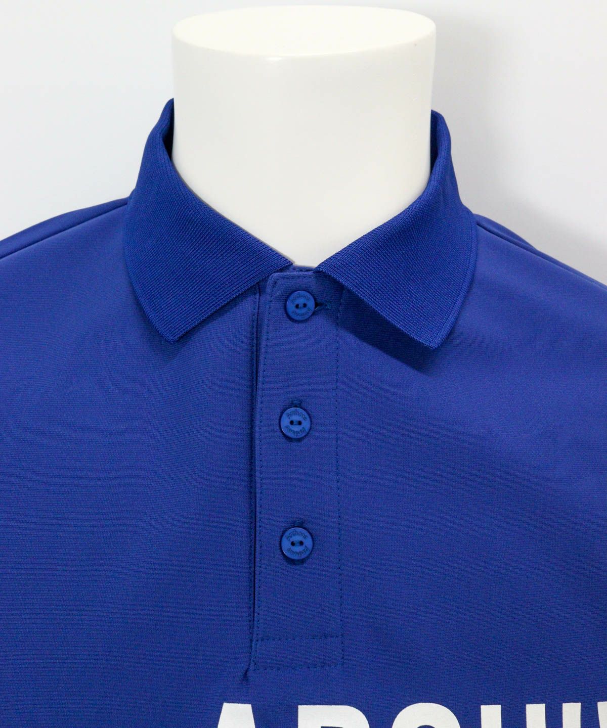 襟元部分（ブルー）