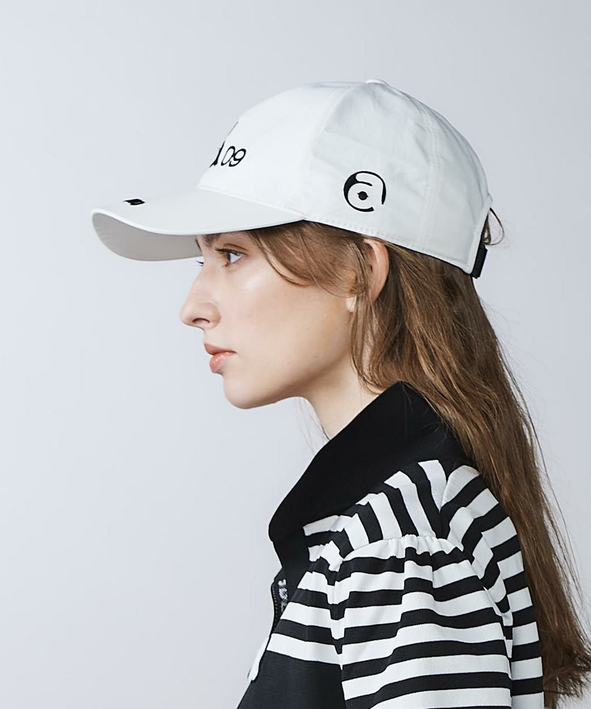 モデル着用画像（ホワイト）