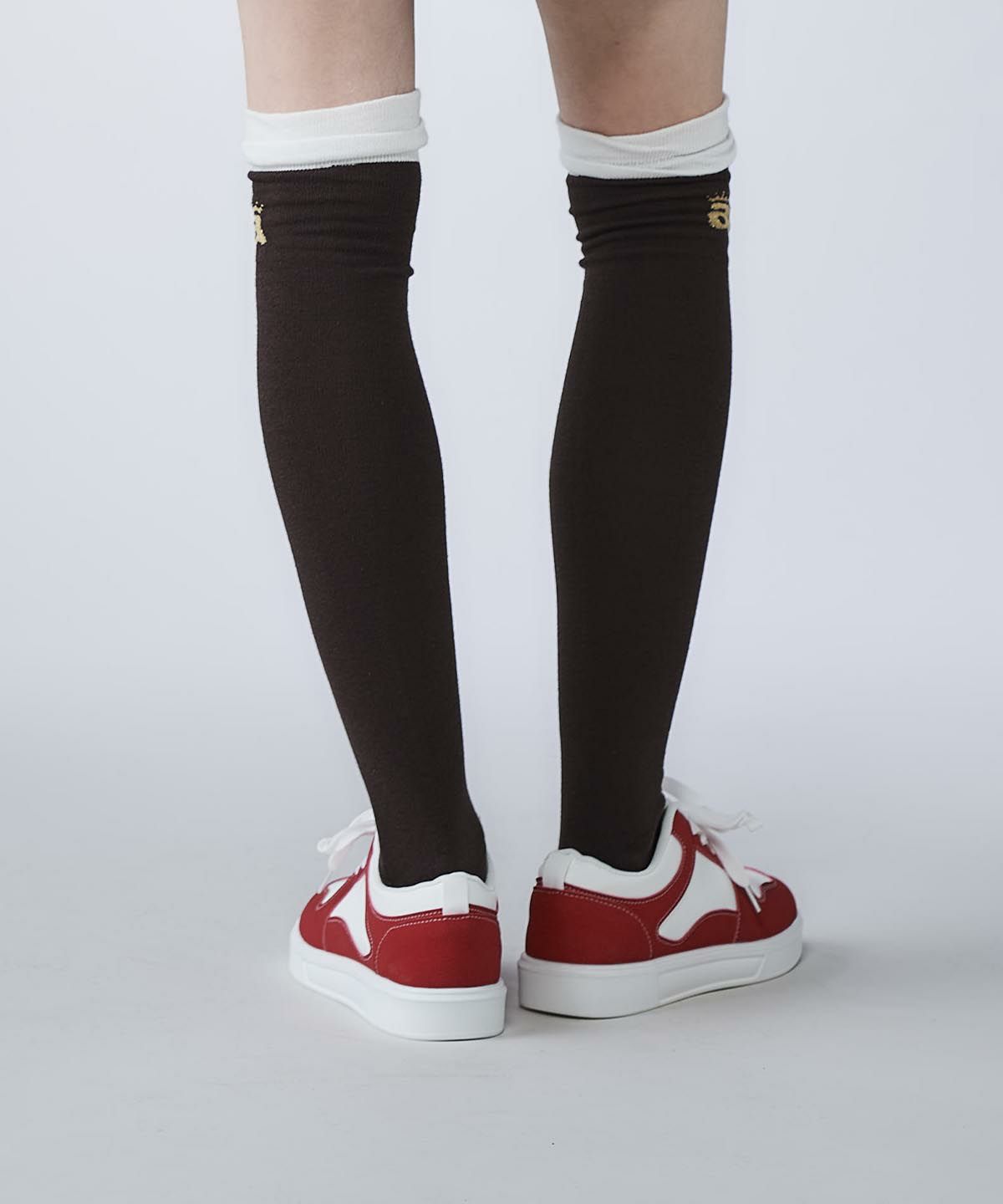 モデル着用画像（ブラウン）