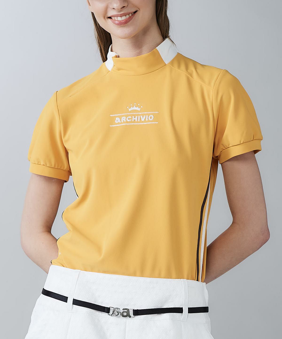 モデル着用画像（ライトオレンジ）