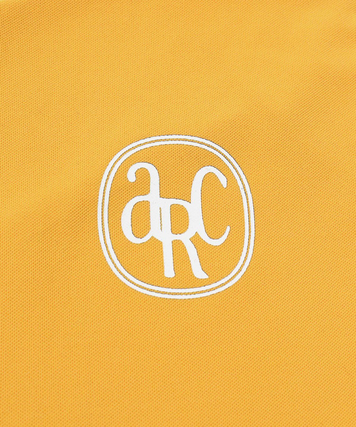 ロゴデザイン部分（ライトオレンジ）