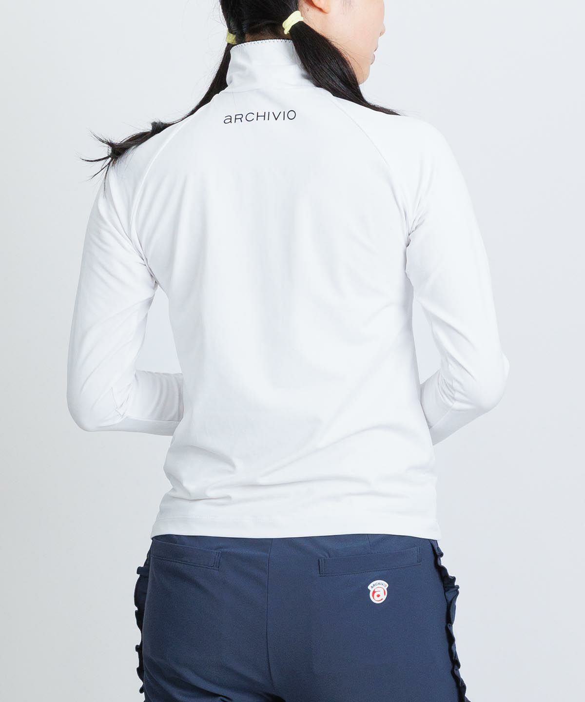 モデル着用画像（ホワイト×ブラック）