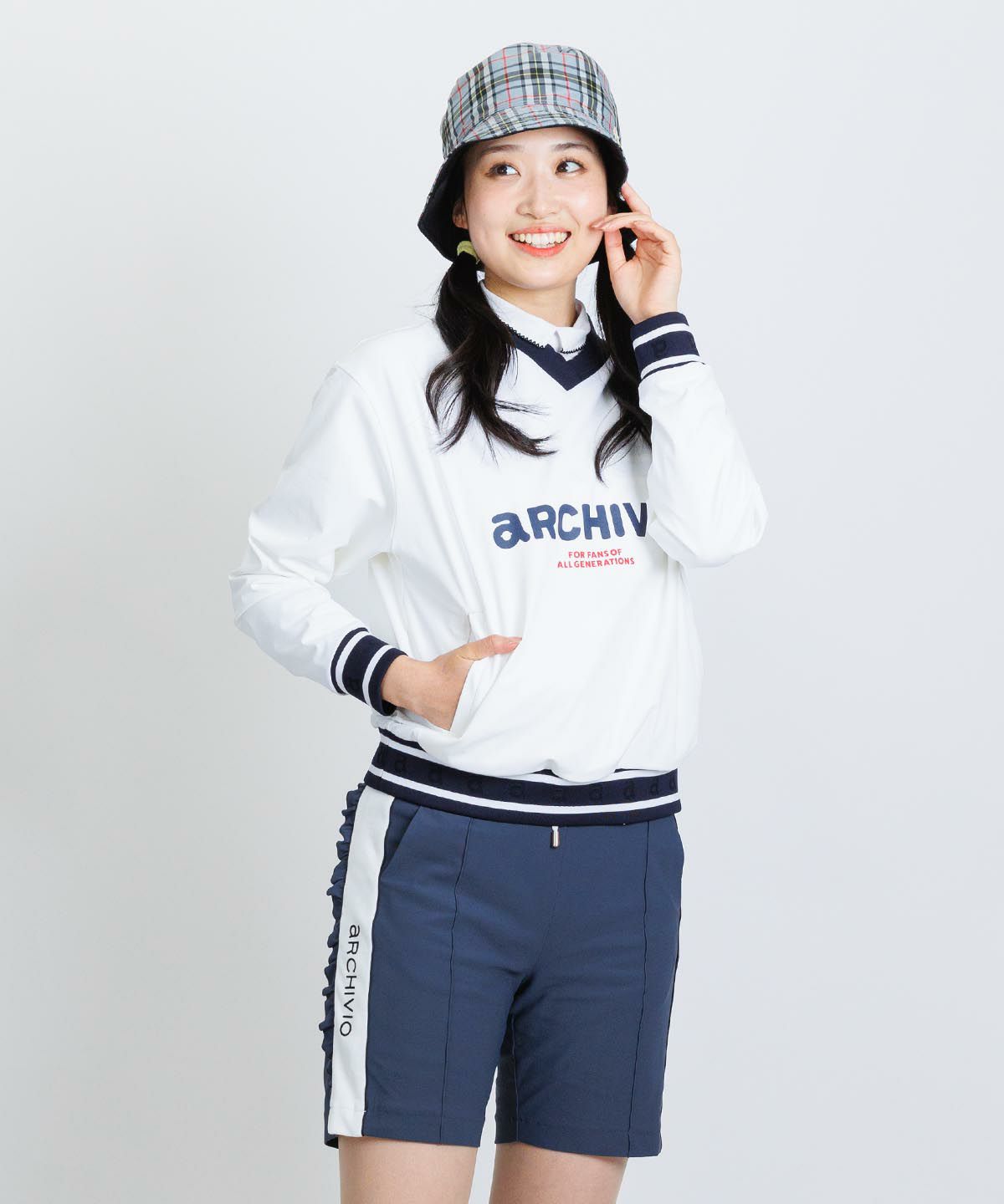 モデル着用画像（ホワイト×ブラック）