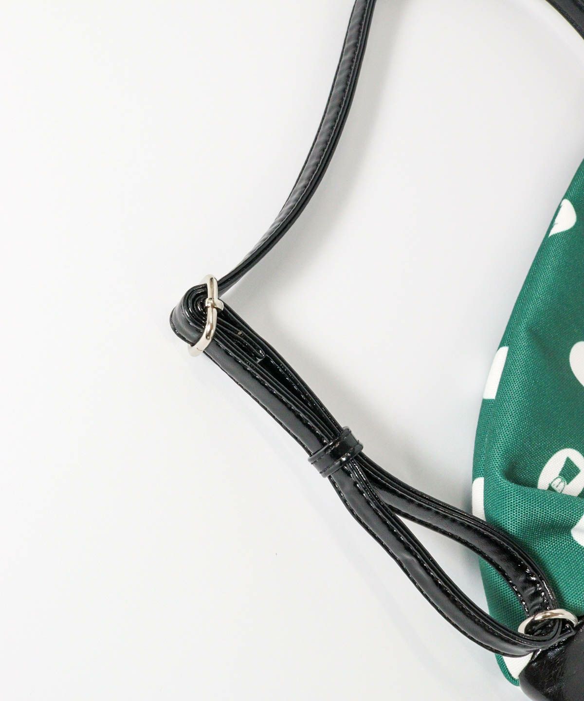 ショルダーストラップ部分（グリーン）