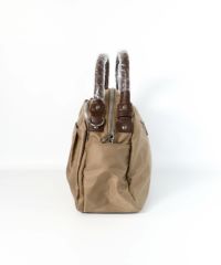 ショルダー付ボストンバッグ横（ベージュ）