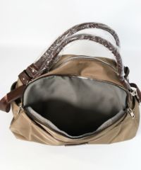 内側部分（ベージュ）