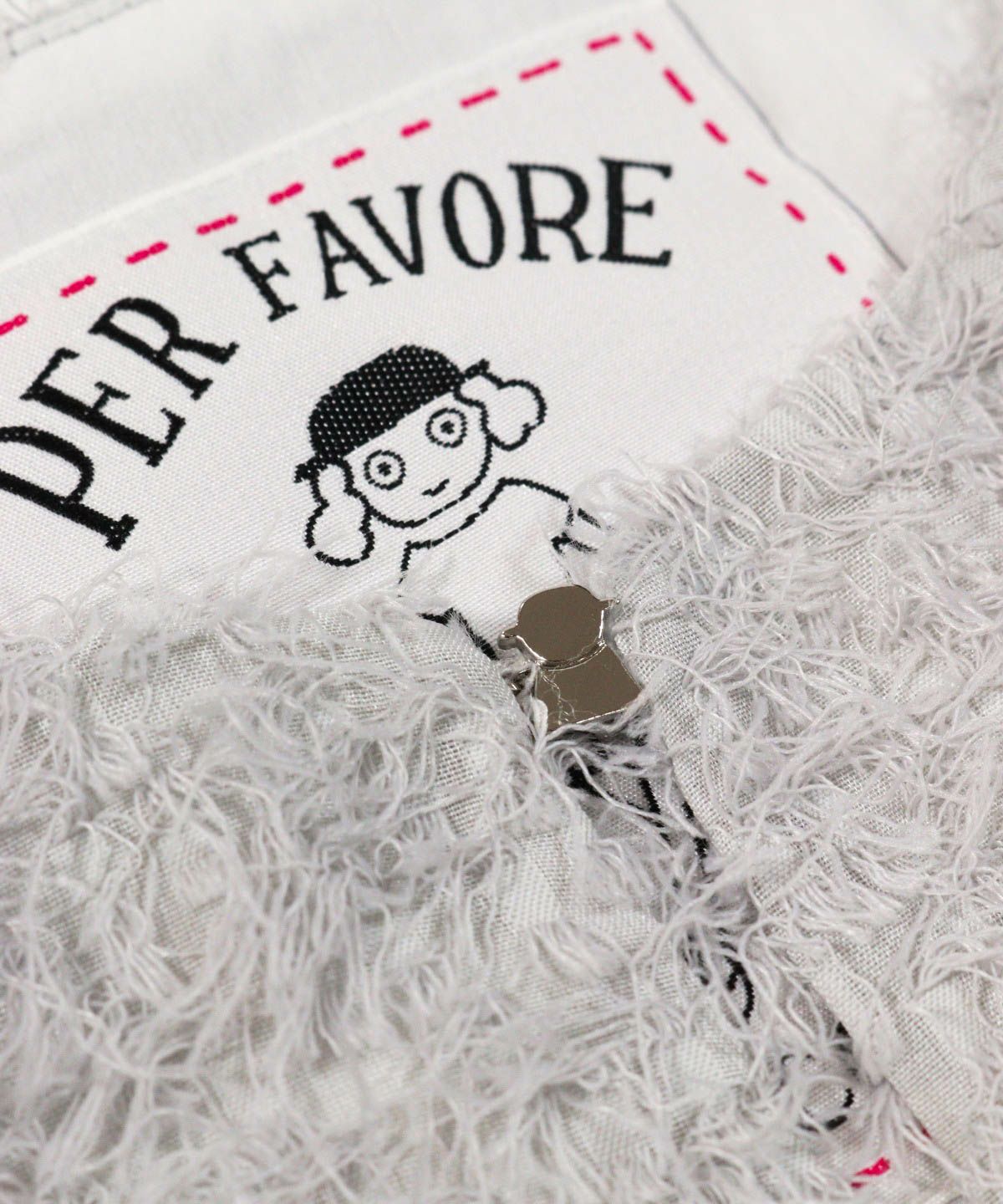 ファスナー部分（ライトグレー）