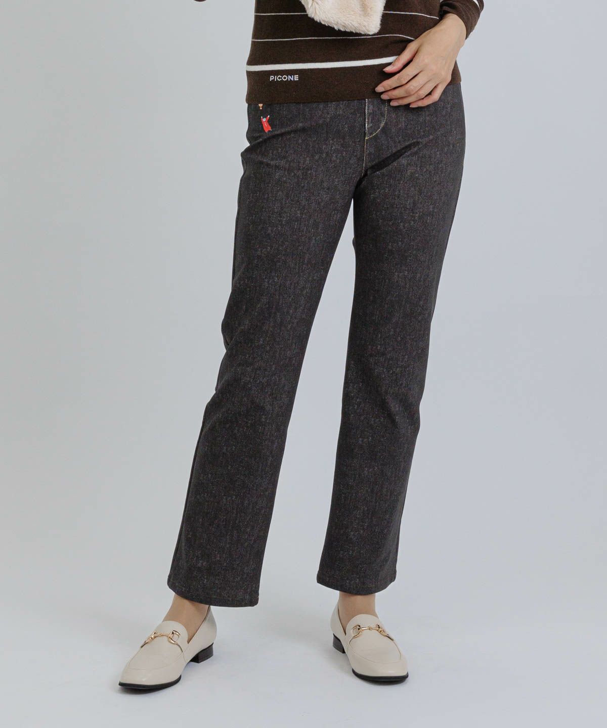 モデル着用画像（ブラック）