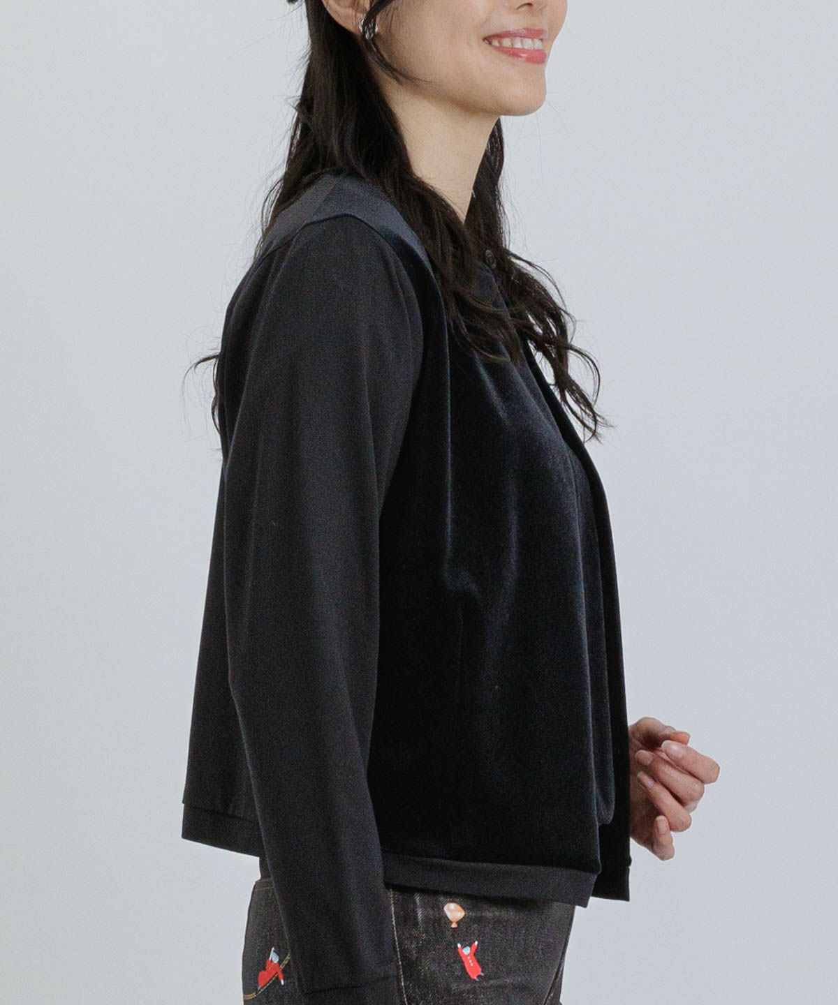 モデル着用画像（ブラック）