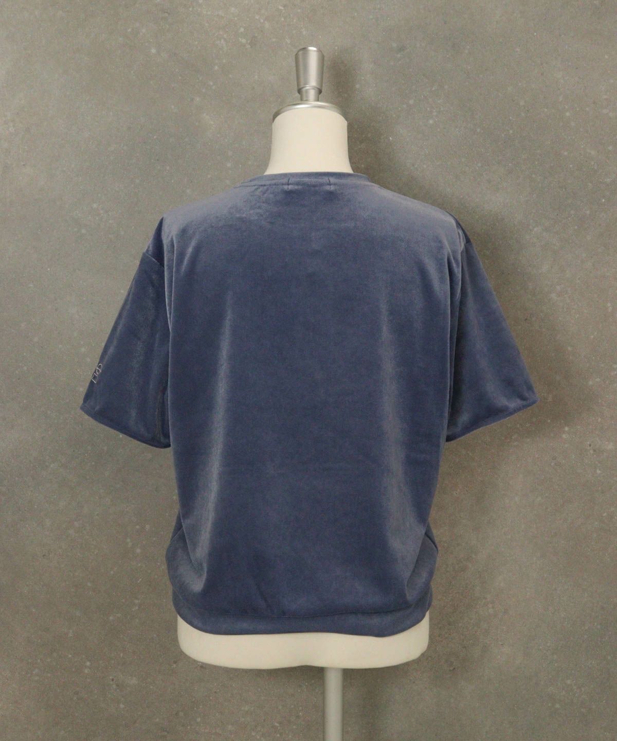 ベロアスムース半袖プルオーバー後（ライトブルー)