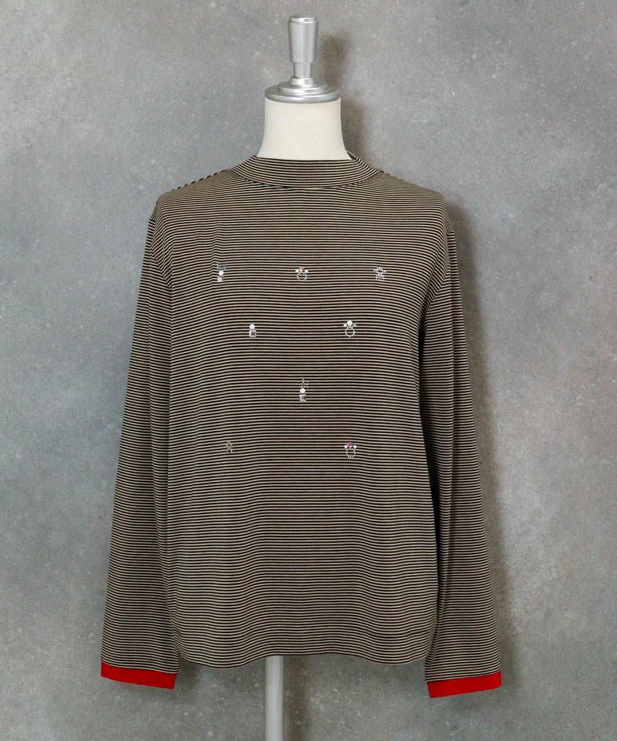 ビジュー付ボーダー発熱プルオーバー（ベージュ）