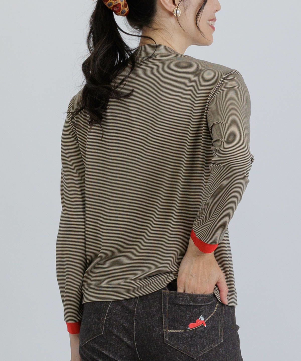 モデル着用画像（ベージュ）