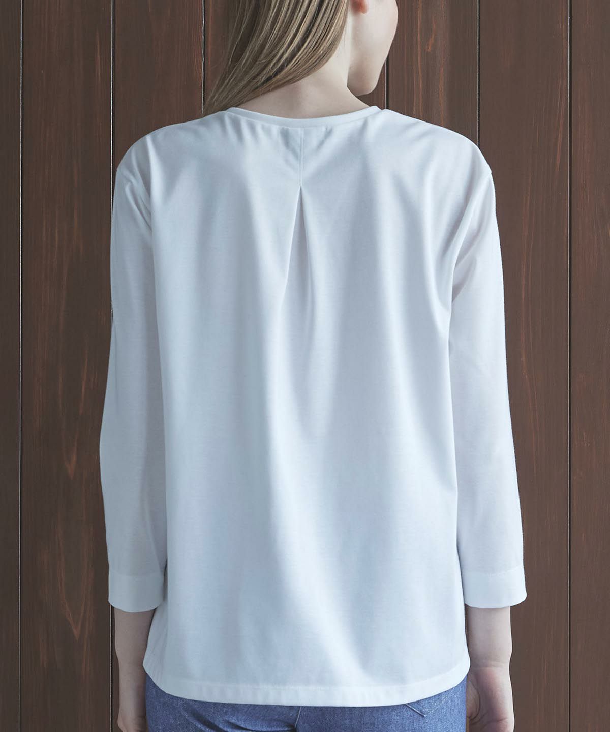 モデル着用画像（ホワイト）