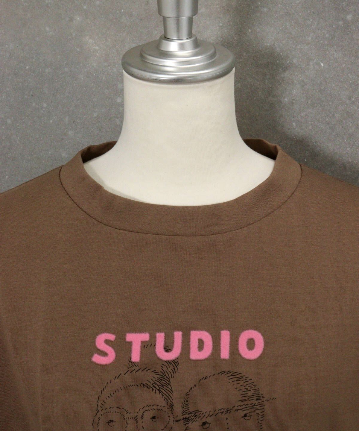 首元部分（ブラウン）