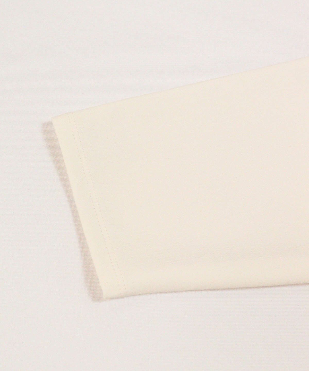 袖口部分（ベージュ）