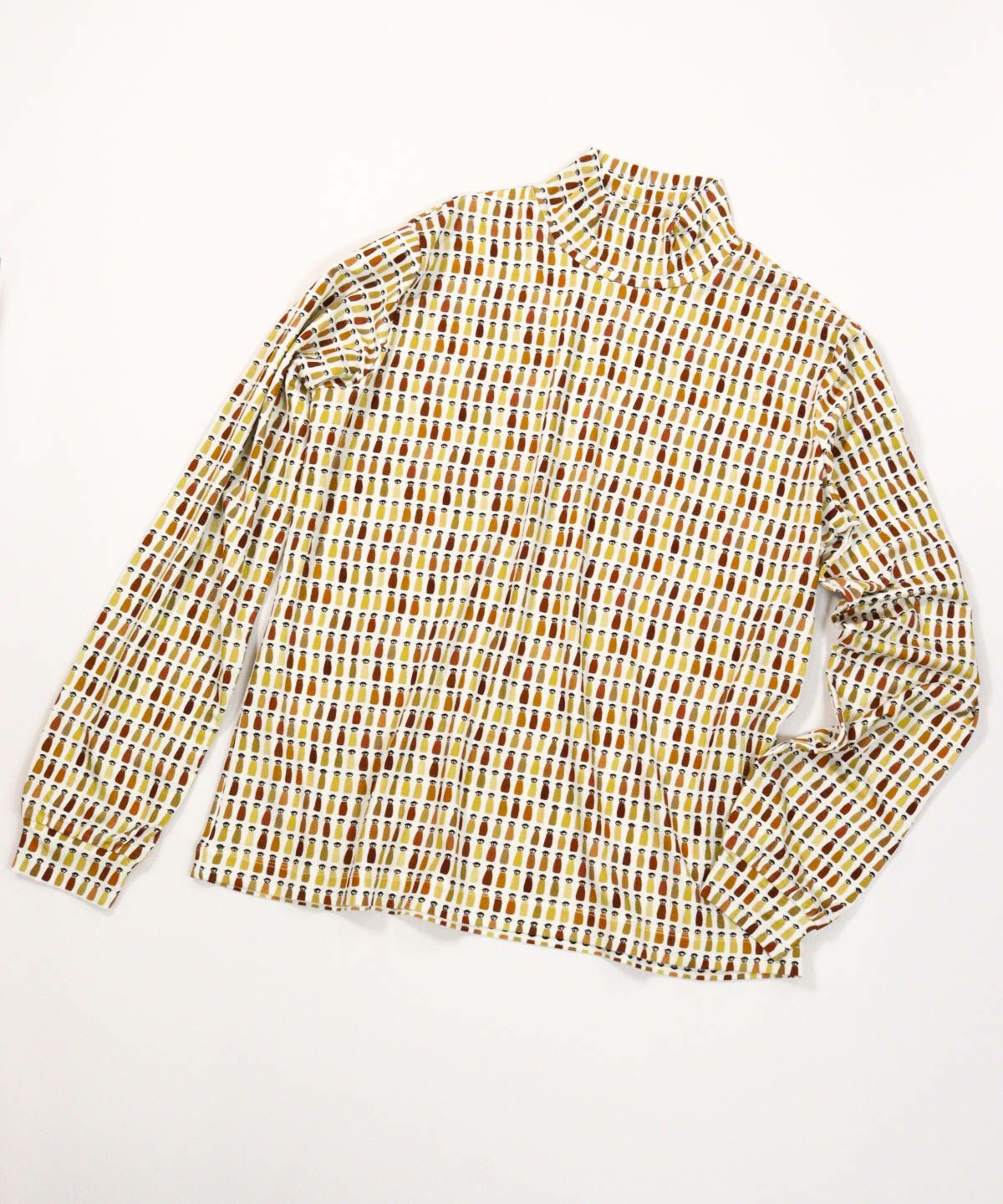 カラフルピコハイネックプルオーバー（ベージュ）