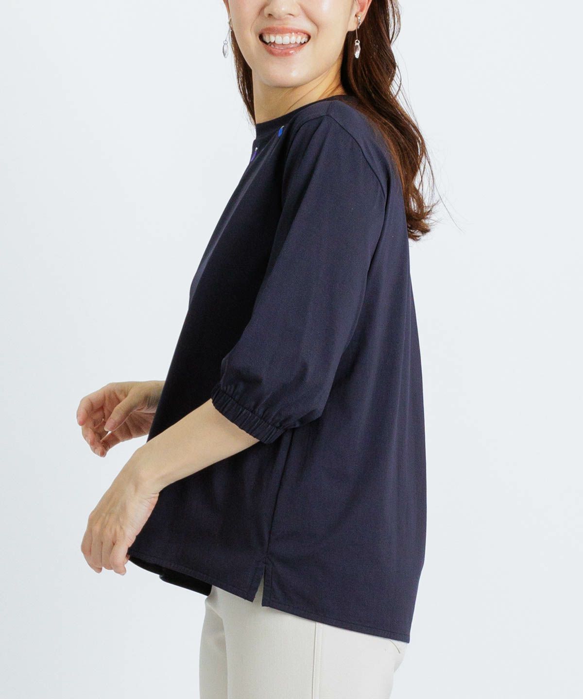 モデル着用画像(ネイビー)