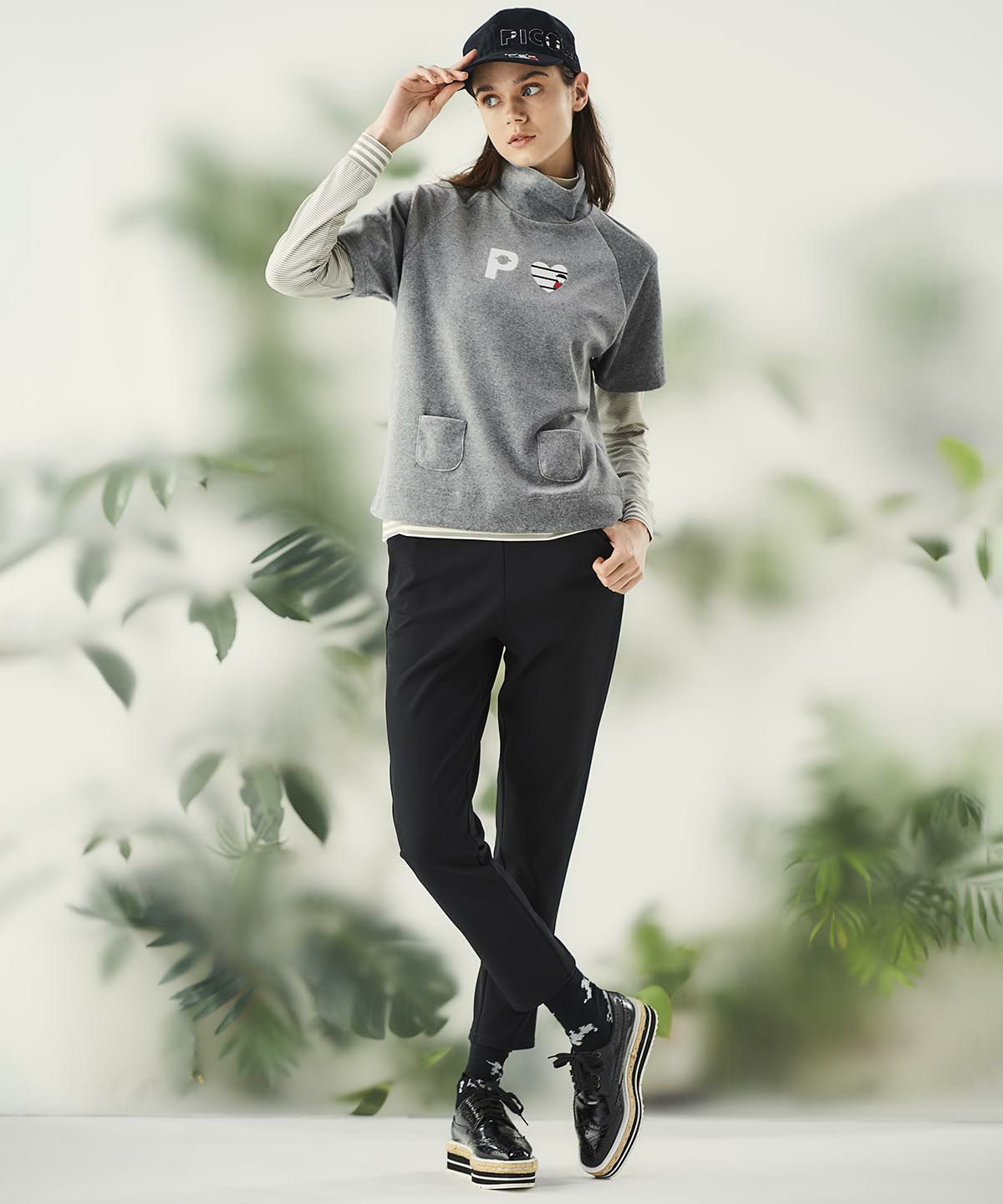 モデル着用画像（ブラック）