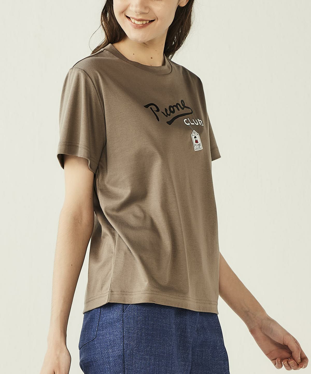 モデル着用画像（ブラウン）