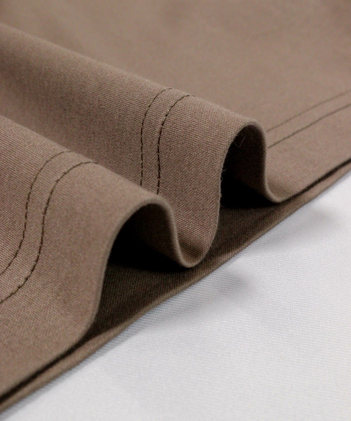 生地感（ブラウン）