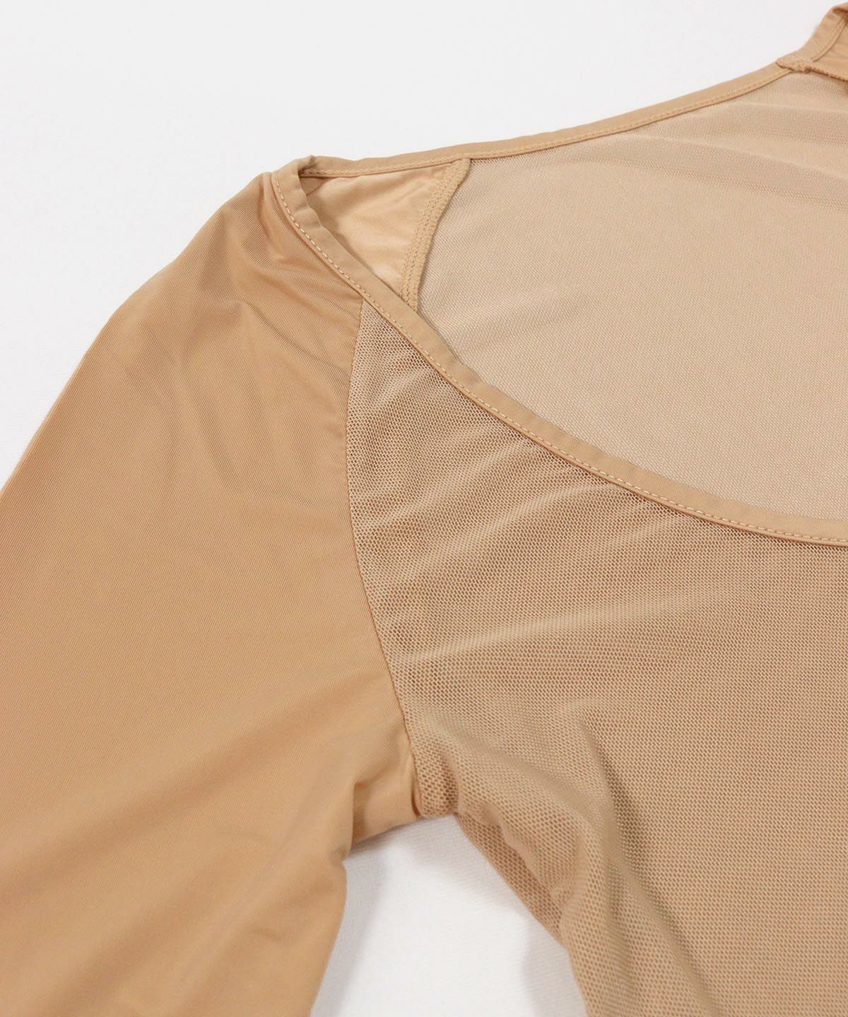 肩周り(ベージュ)