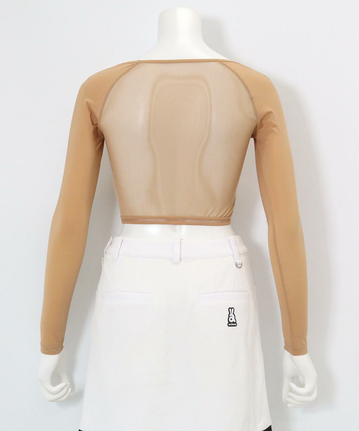 UV冷感メッシュ切替ショート丈インナー後ろ（ベージュ）