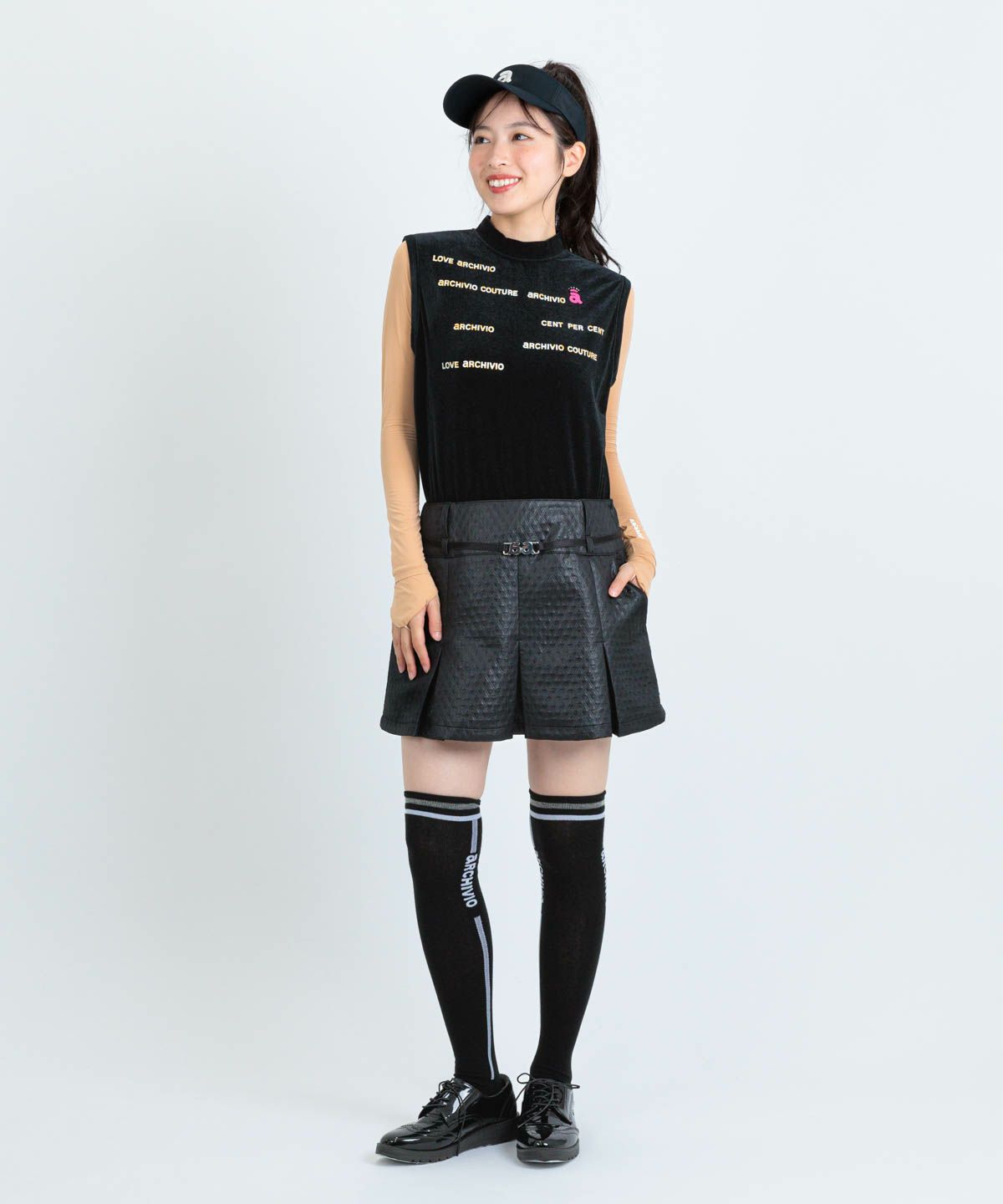 モデル着用画像（ベージュ）