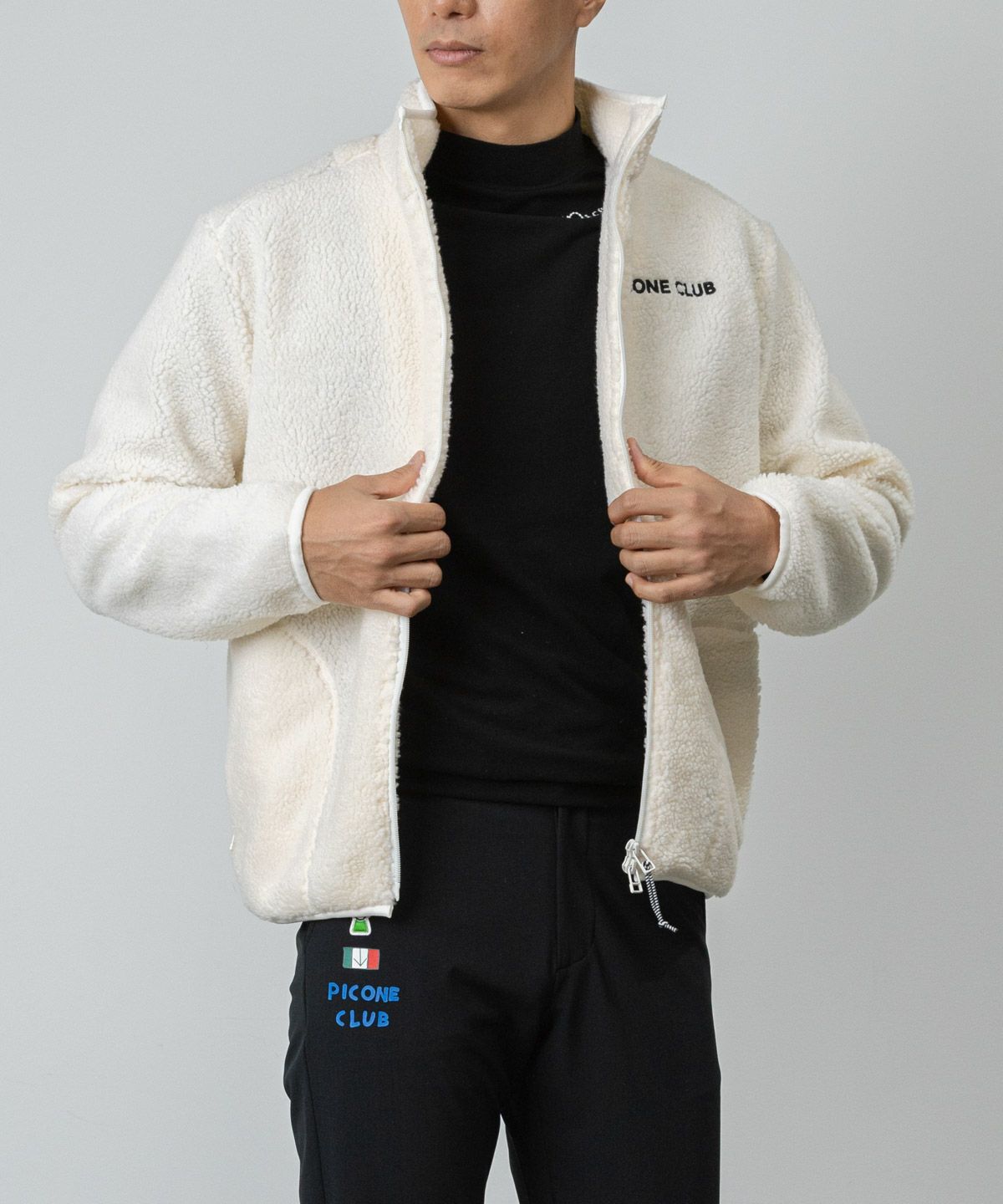 モデル着用画像(ブラック)