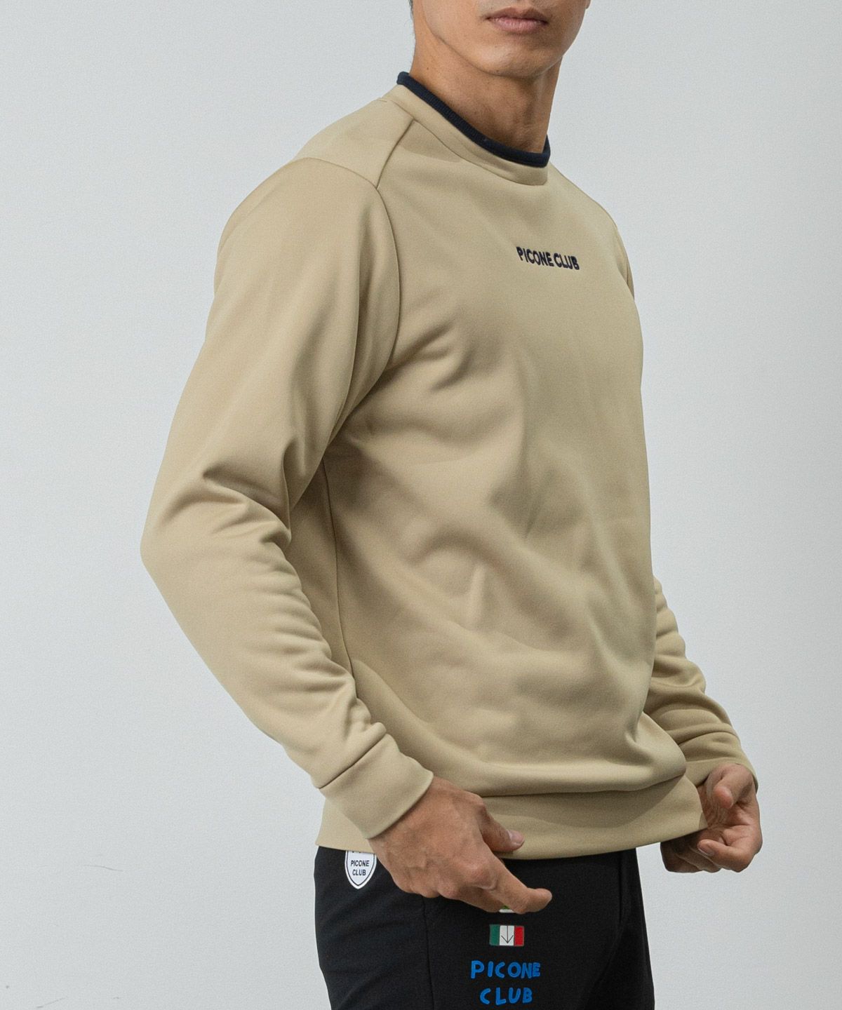 モデル着用画像(ベージュ)