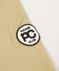 肩デザイン部分（ベージュ）