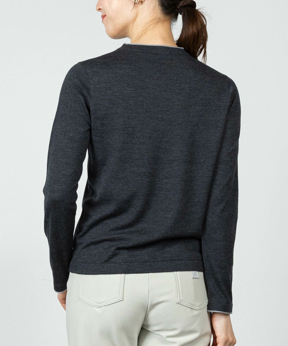 モデル着用画像(グレー)