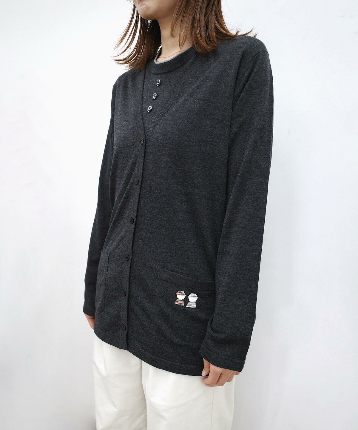 モデル着用画像（グレー）