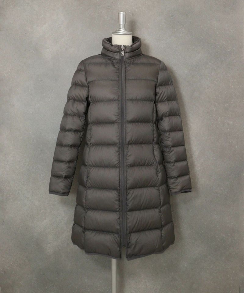 【オンラインストア・店舗限定商品】フード付撥水ダウンコート(グレー)前