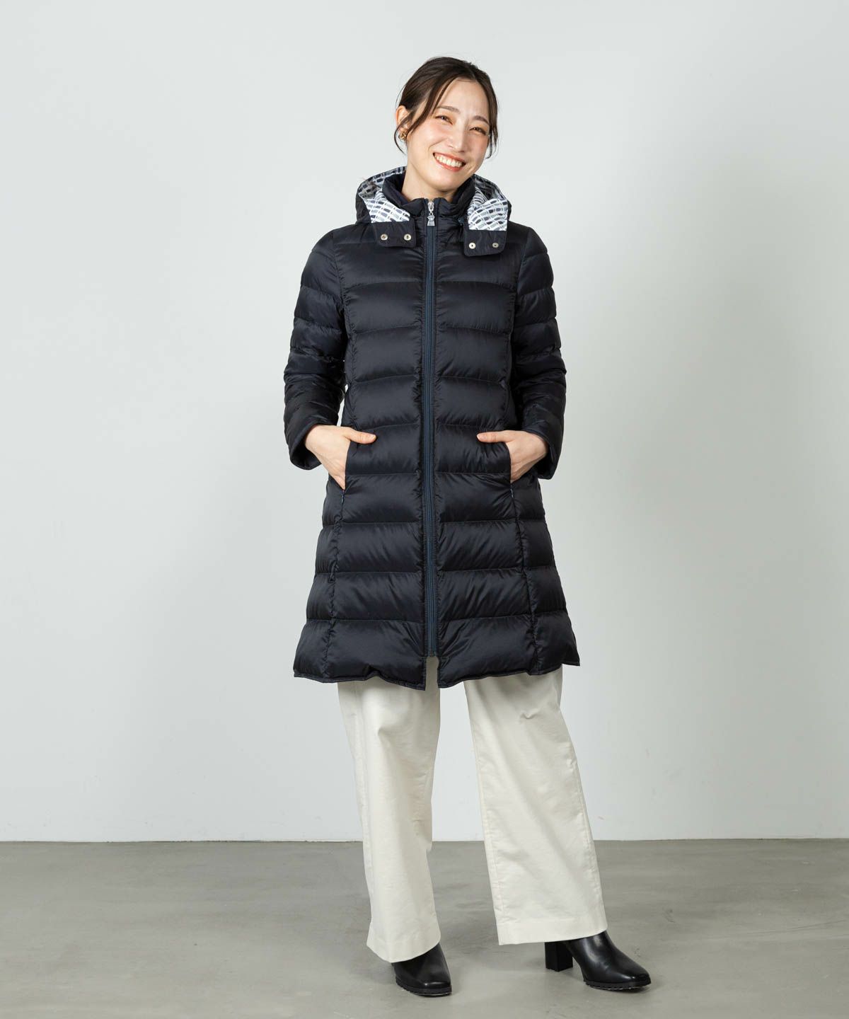 モデル着用画像(ネイビー)