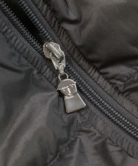 ファスナー部分(グレー)