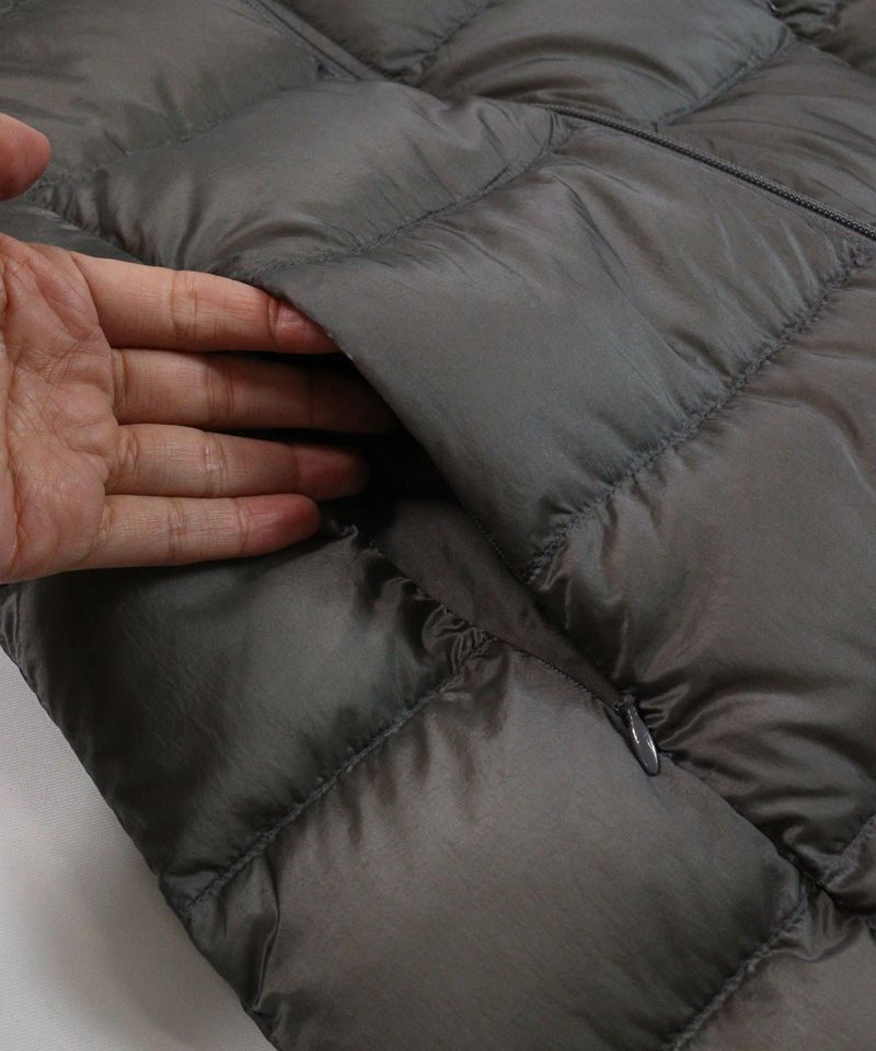 ポケット(グレー)