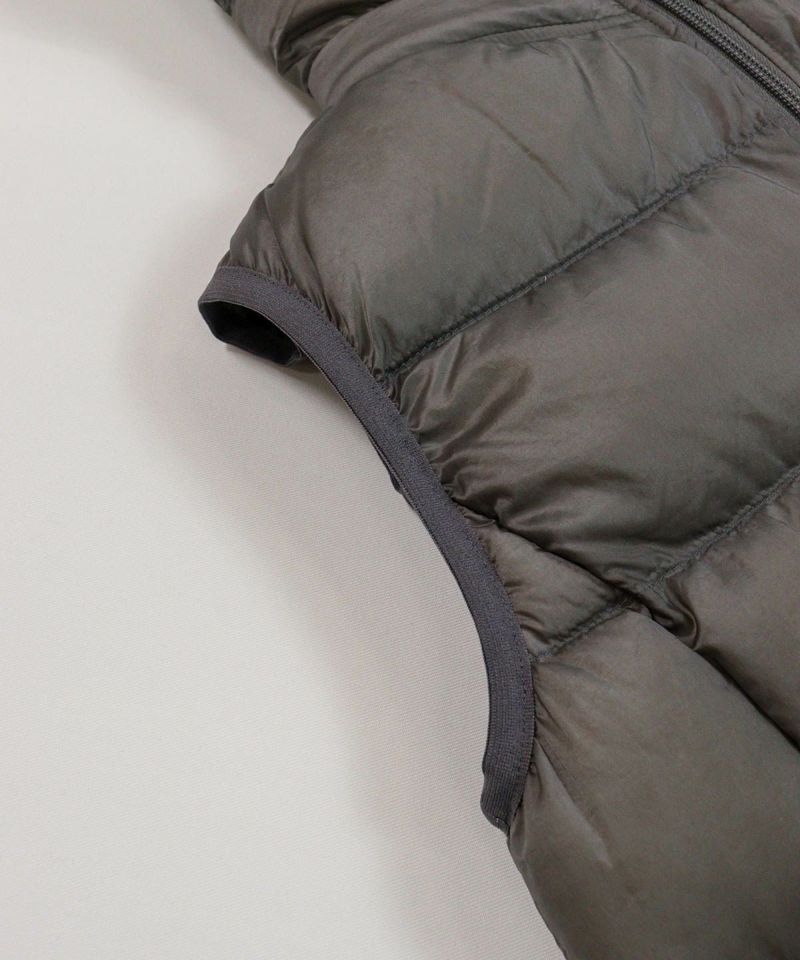 ダウンベスト スタジオピッコーネ レディース グレー　ピッコーネ オンラインストア・店舗限定商品】サイド切替ダウンベスト|ピッコーネ