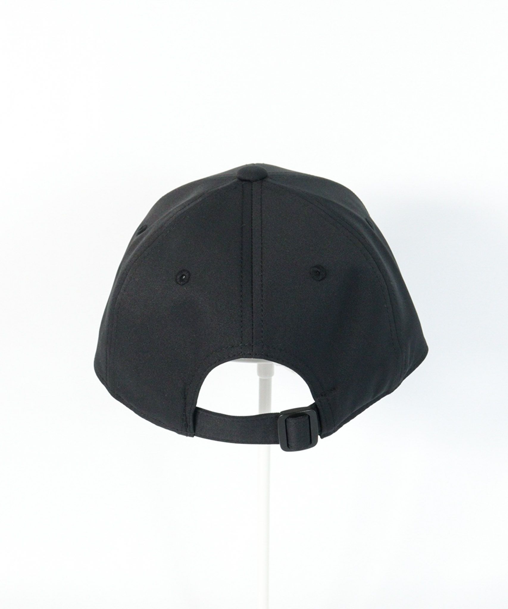 後ろ(ブラック×シルバー)