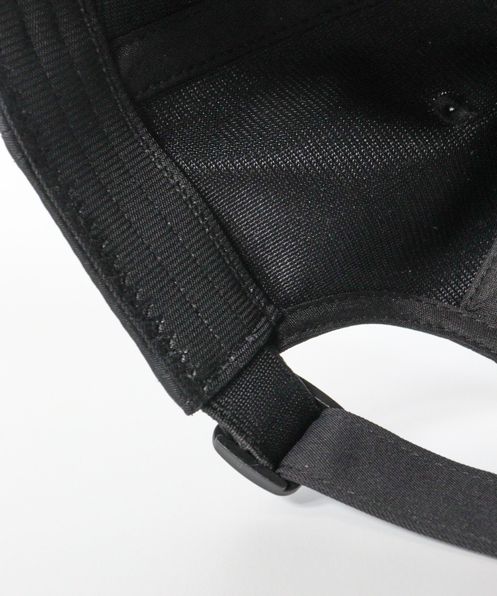 後部ベルト部分(ブラック×シルバー)