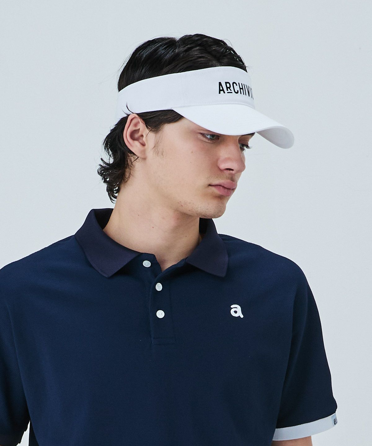 モデル着用画像(ホワイト×ブラック)