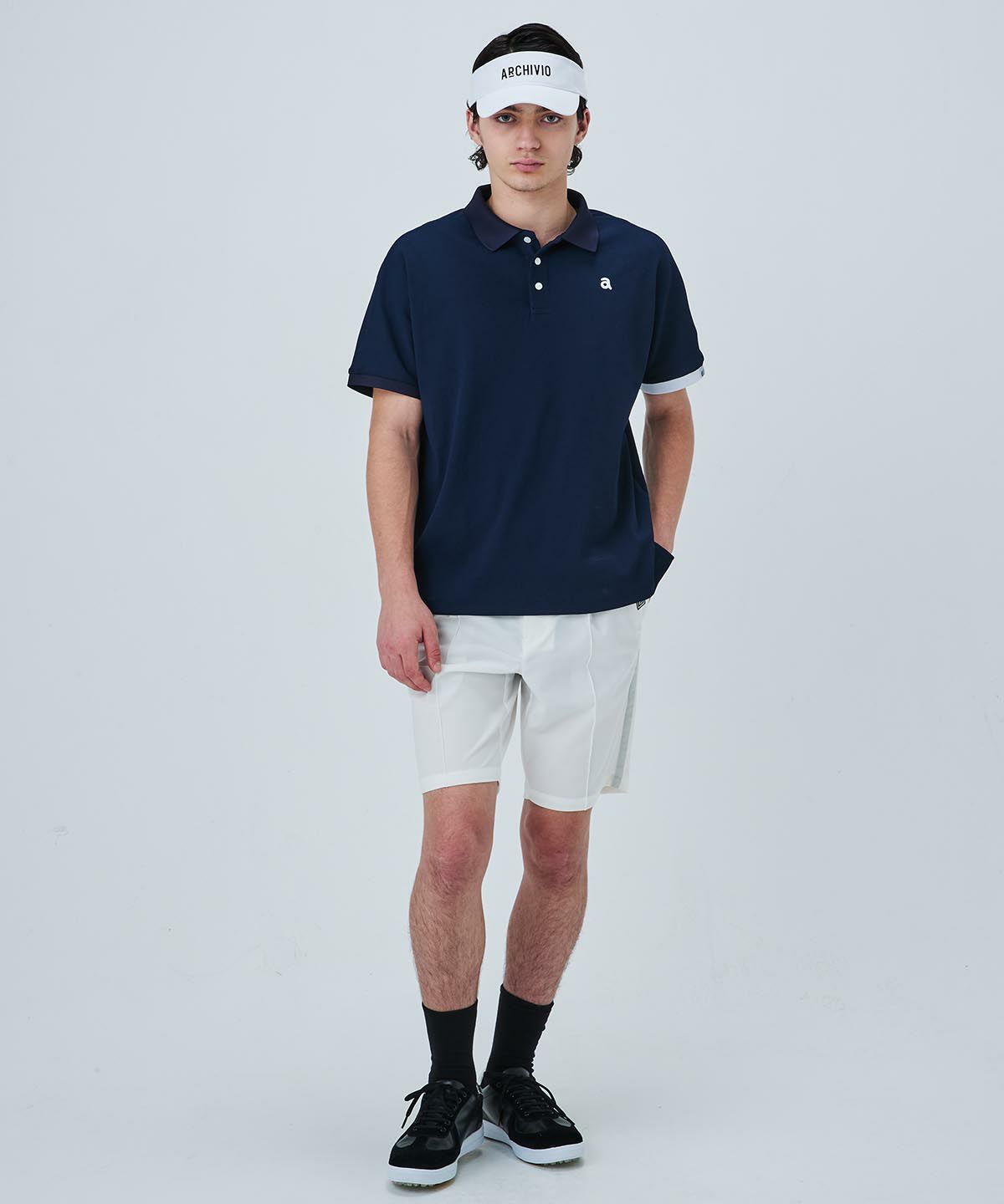 モデル着用画像(ホワイト×ブラック)