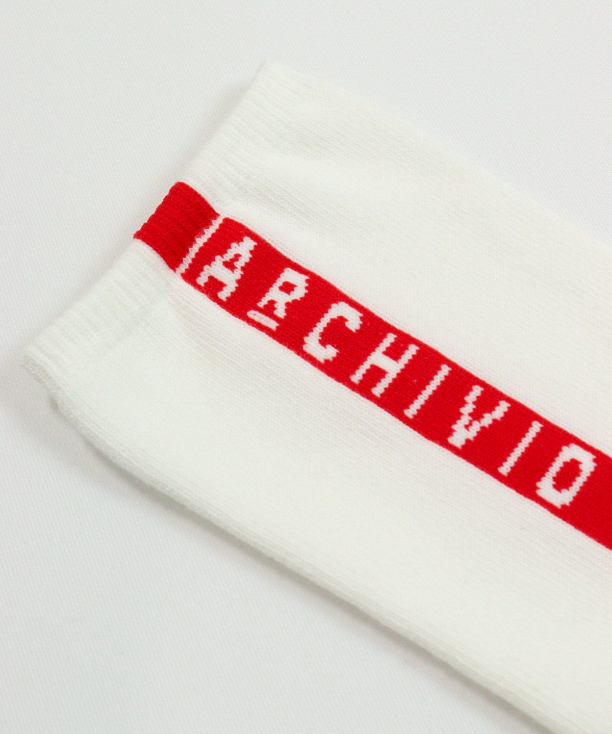 ロゴ(ホワイト×レッド)