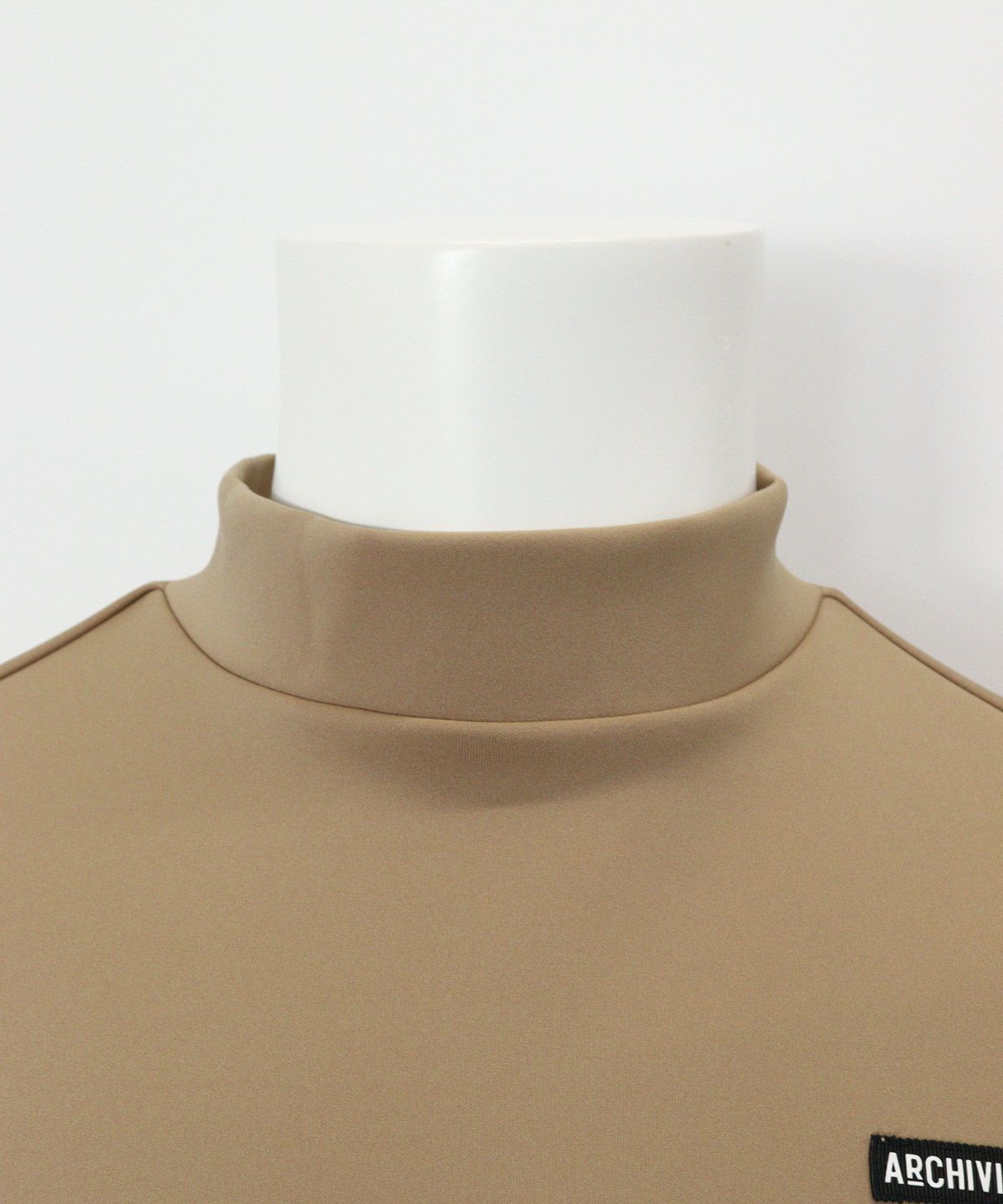 首元(ベージュ)