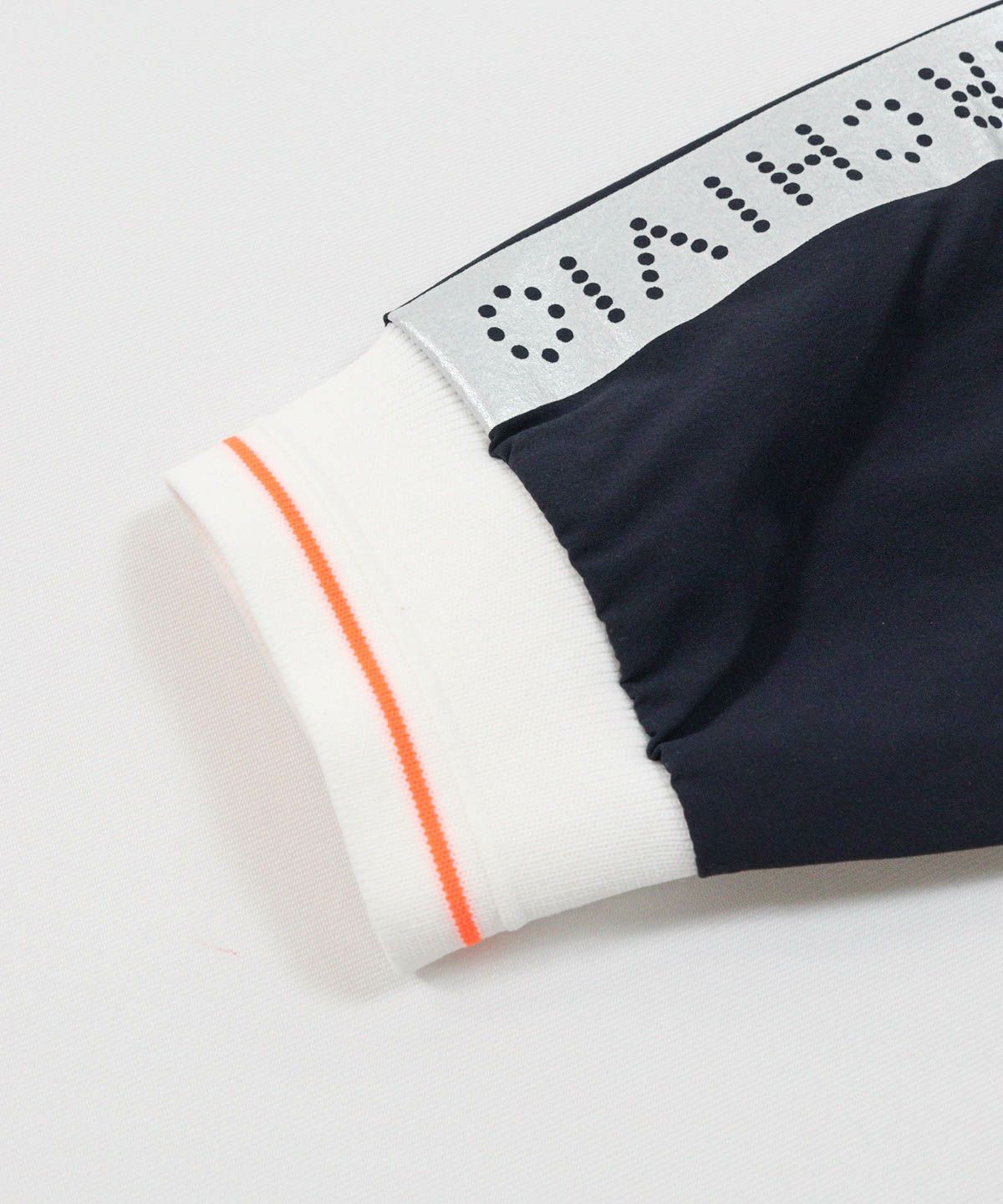 バックメッシュ冷感プルオーバー|アルチビオ - ゴルフウェアや婦人服通販