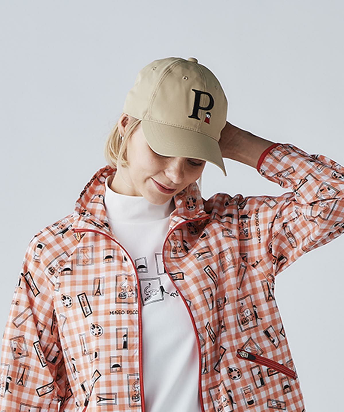 モデル着用画像（ベージュ）