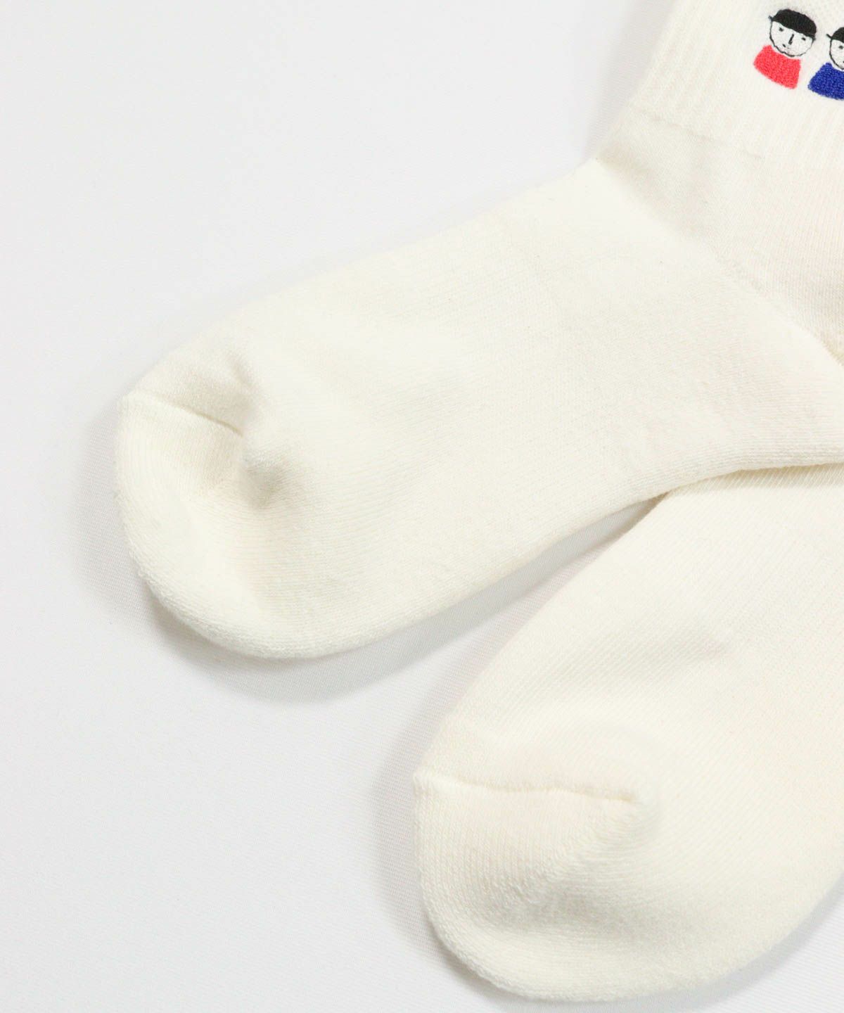 足先（ホワイト）